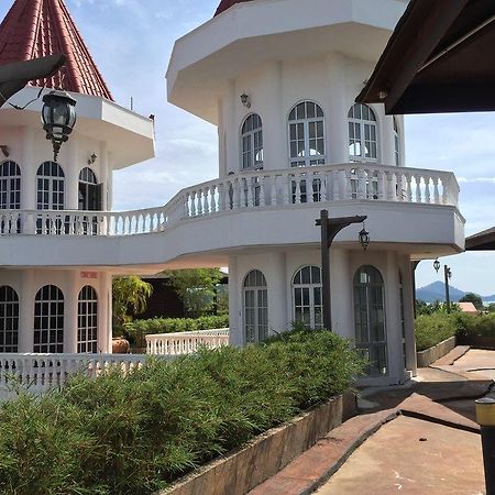 Landcons Resort Langkawi Exterior photo