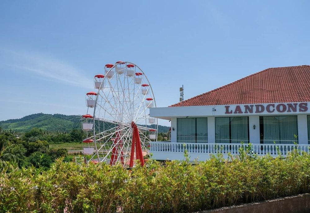 Landcons Resort Langkawi Exterior photo